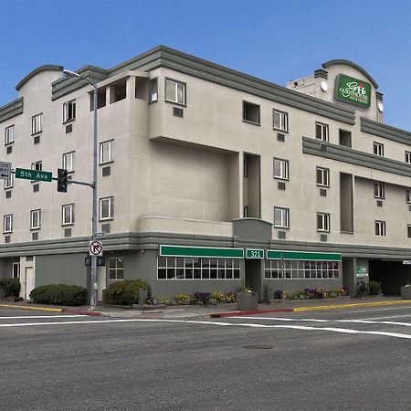 Guesthouse Inn & Suites Anchorage Inn Extérieur photo