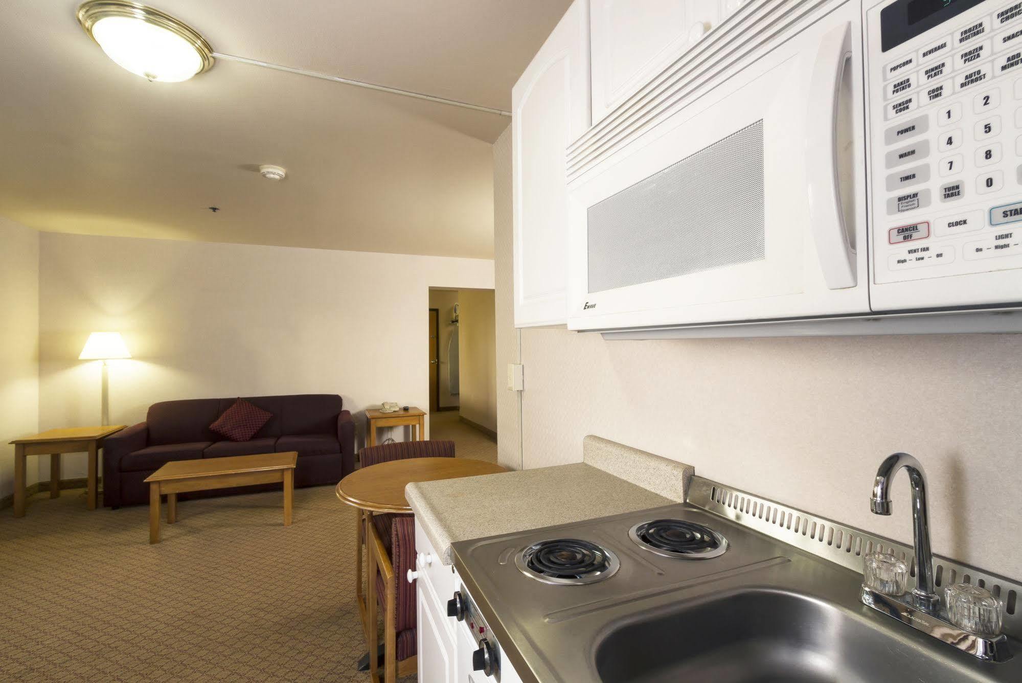 Guesthouse Inn & Suites Anchorage Inn Extérieur photo