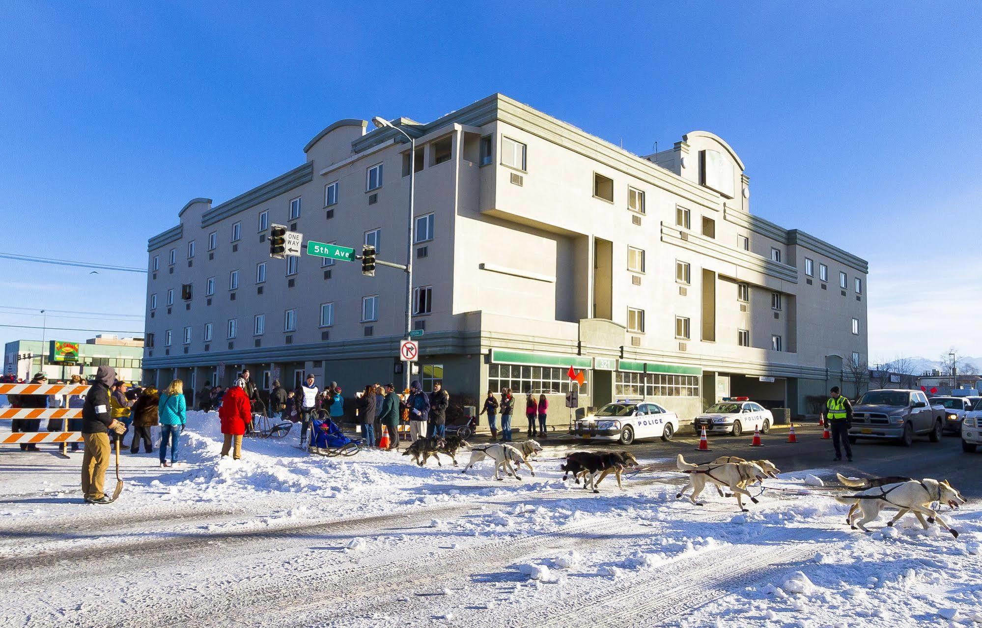 Guesthouse Inn & Suites Anchorage Inn Extérieur photo